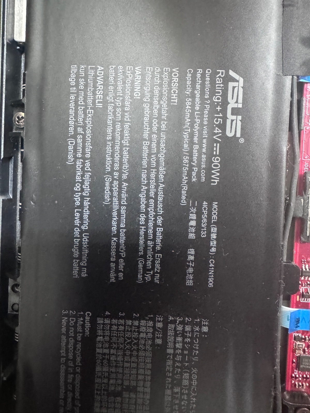 ASUS C41N1906筆電電池型號規格特寫